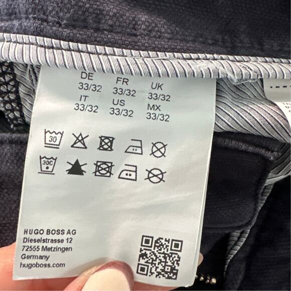 BOSS Hugo Boss Men's Navy/Black Stretch Jeans, 33/32, GUC - Picture 4 of 9